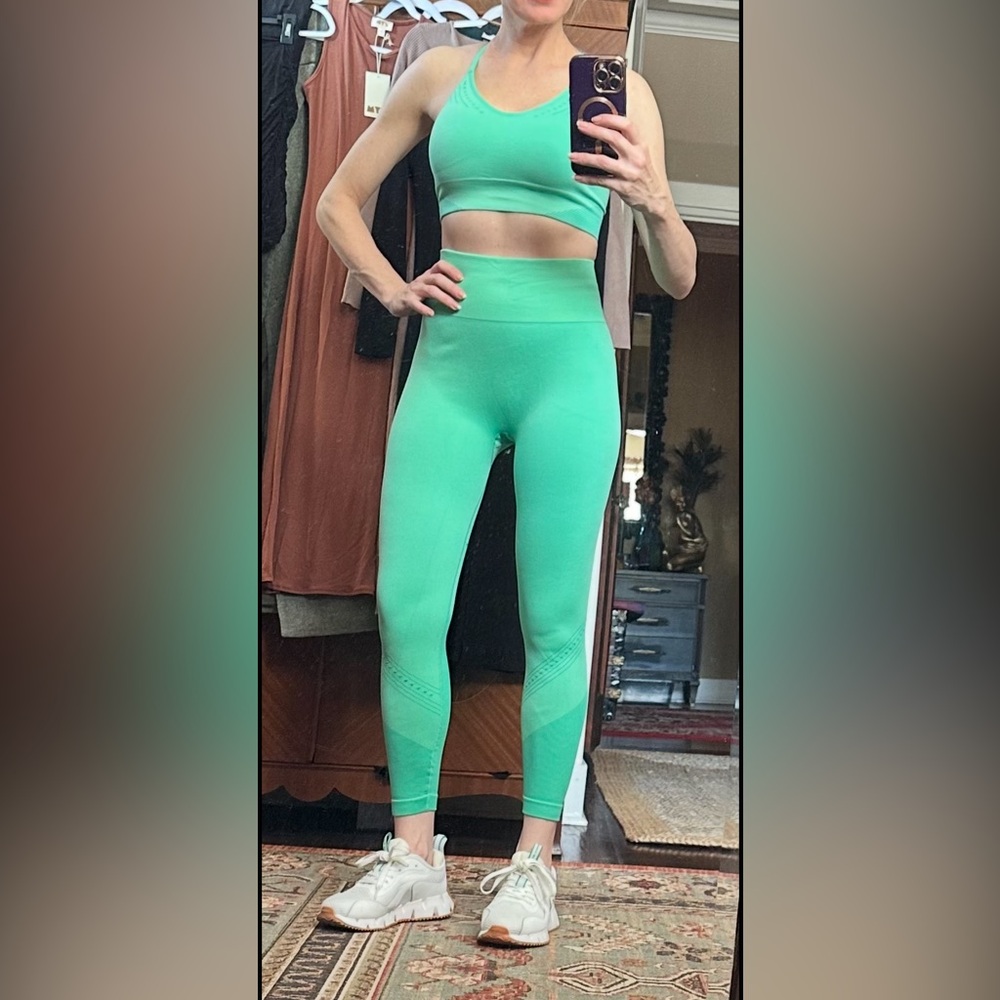 Joy Lab mint green seamless athletic set NWOT